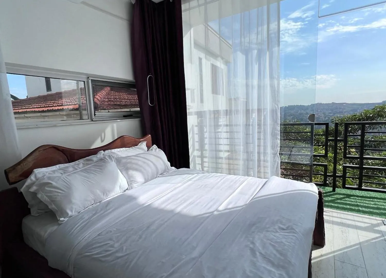 Prayer Mountain Cove Daire Kampala 0*,